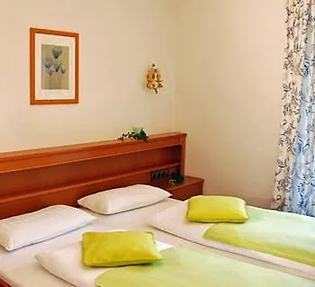 Konukevi Hauptmann Pörtschach am Wörthersee