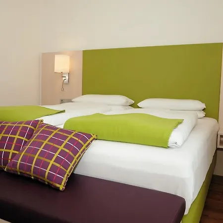 Hauptmann Guest house Portschach am Woerthersee